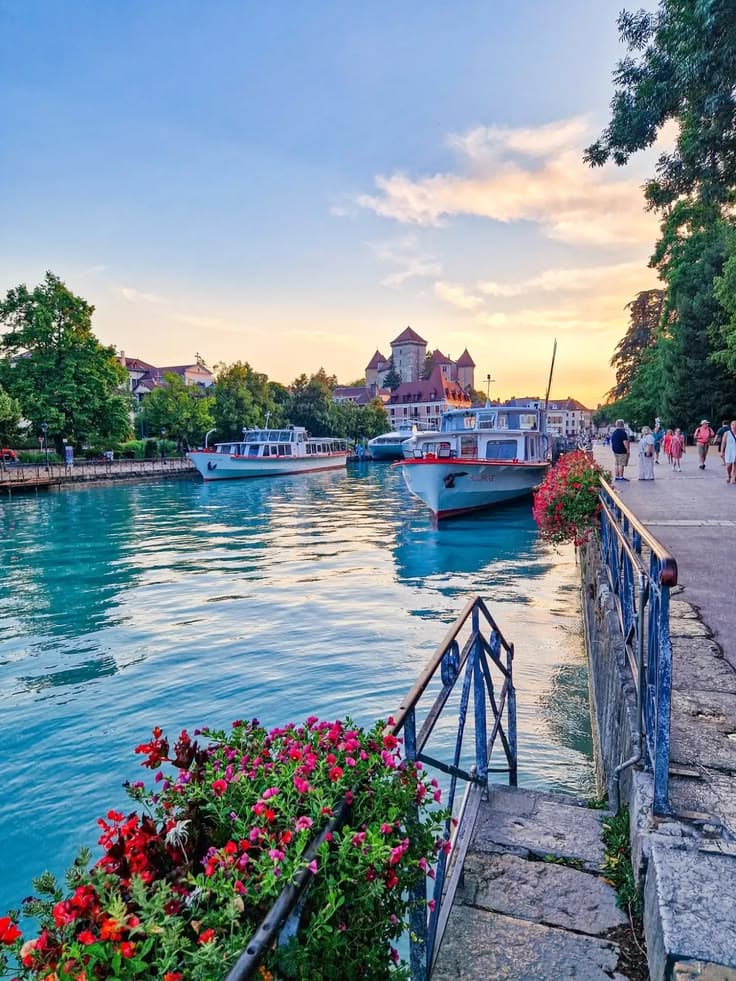 Transfer Geneva Airport to Annecy